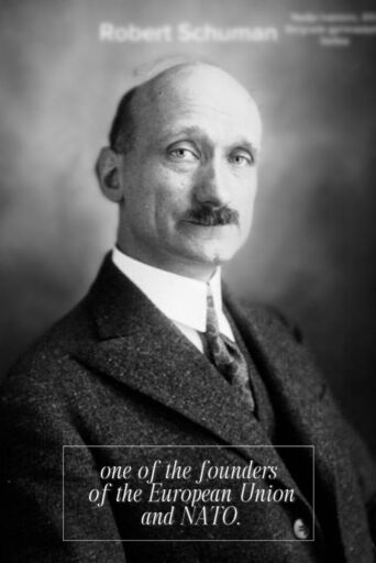 Black And White by nadjaaaa09